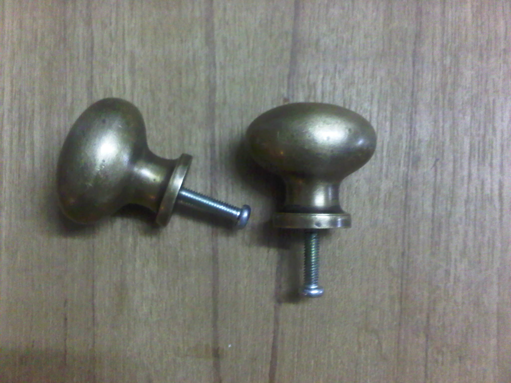 Oval Brass handle Code O.001B  size high 36xL40xW25 cm.